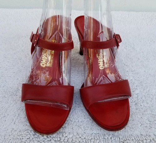 Salvatorre ferragamo red - ferragamo, heel